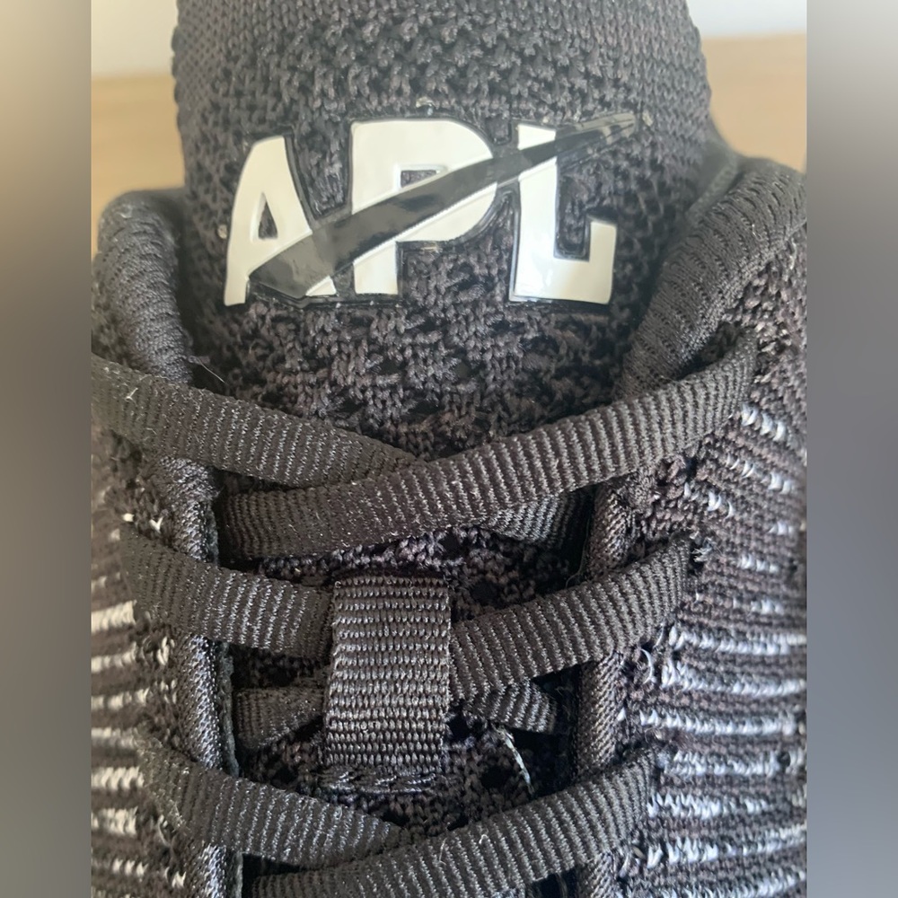 APL Women’s TechLoom Pro 
White/Heather Gray/Black Melange - Picture 9 of 10